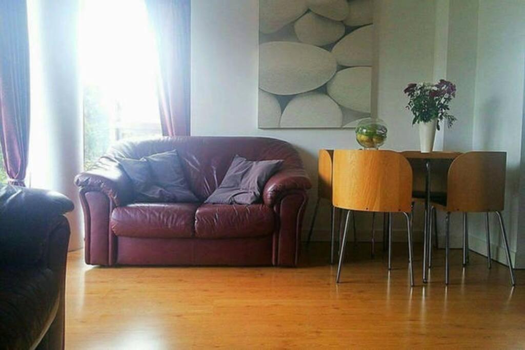 Superhost 1 Bedroom Flat 15 Mins To Center,zone 2 * Londra